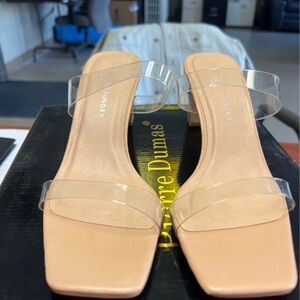 Pierre Dumas Women's Tan Sandals